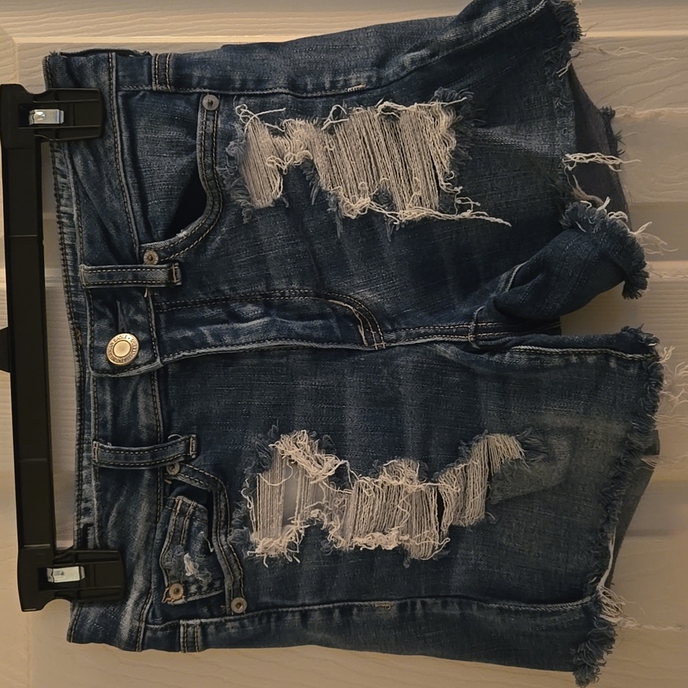 American Eagle Hi-Rise Shortie Shorts. Size 2